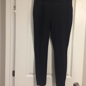 Reitmans great pull on pant size 14 just 15.00